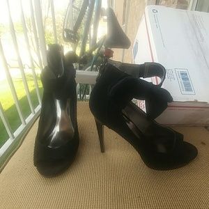 Carlos Santana heels